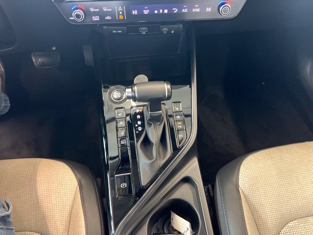Used 2024 Kia Niro FWD image 8