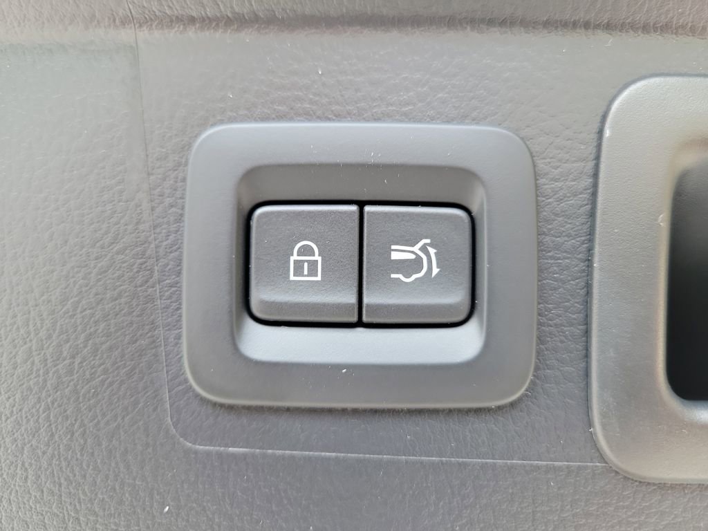 New 2026 MAZDA CX-50 Meridian Edition w/ Weather Package image 9