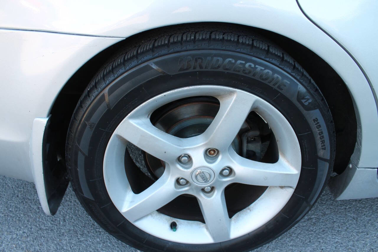 Used 2005 Nissan Altima 3.5 SE w/ (X02) Navigation Pkg FWD image 39