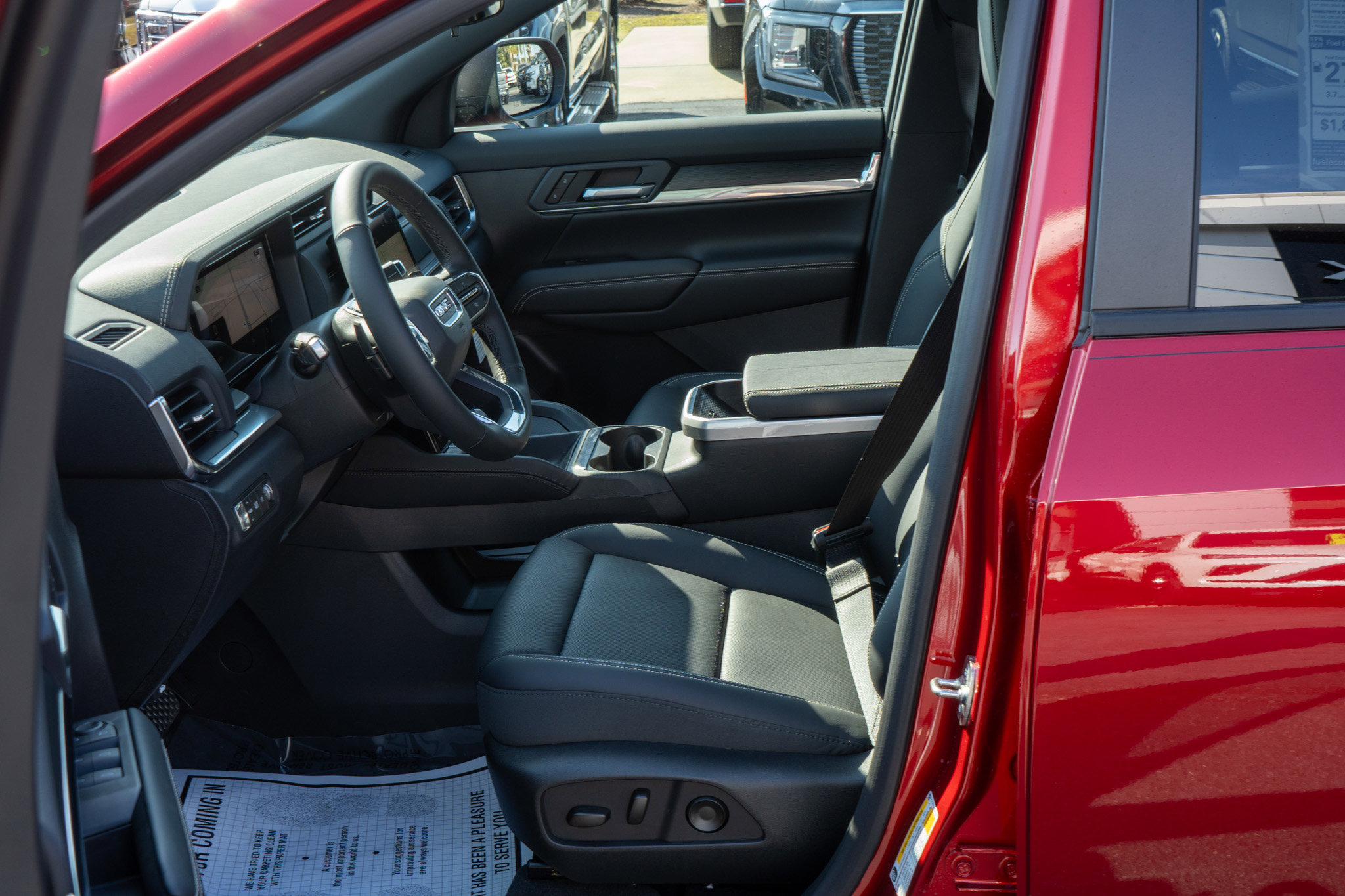 New 2026 GMC Terrain Elevation image 18