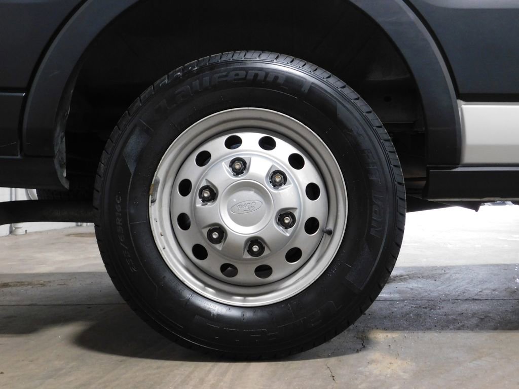 Used 2022 Ford Transit 250 AWD image 84