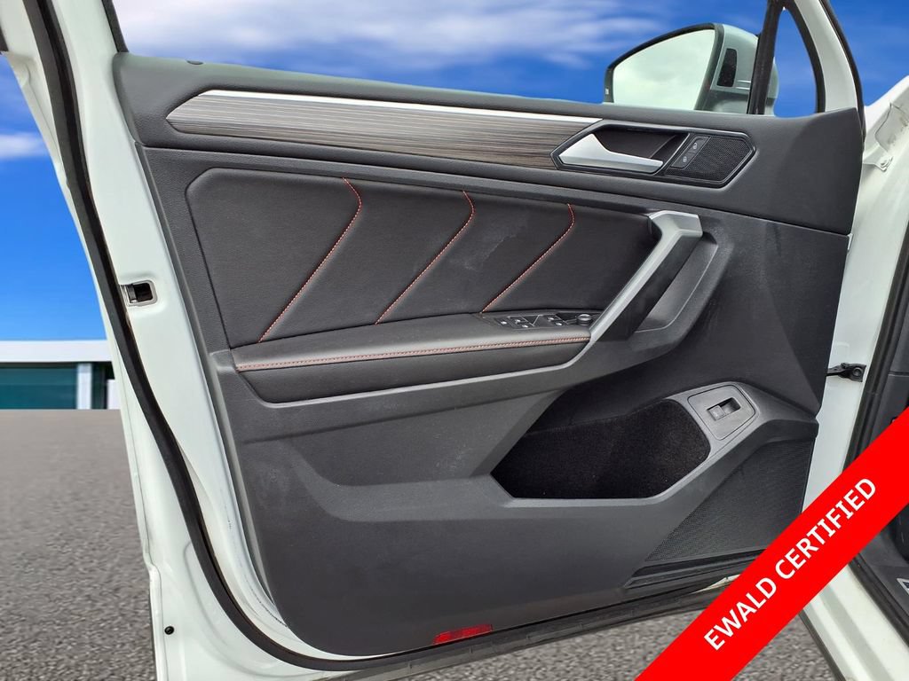 Used 2024 Volkswagen Tiguan Wolfsburg Edition AWD/4WD image 21