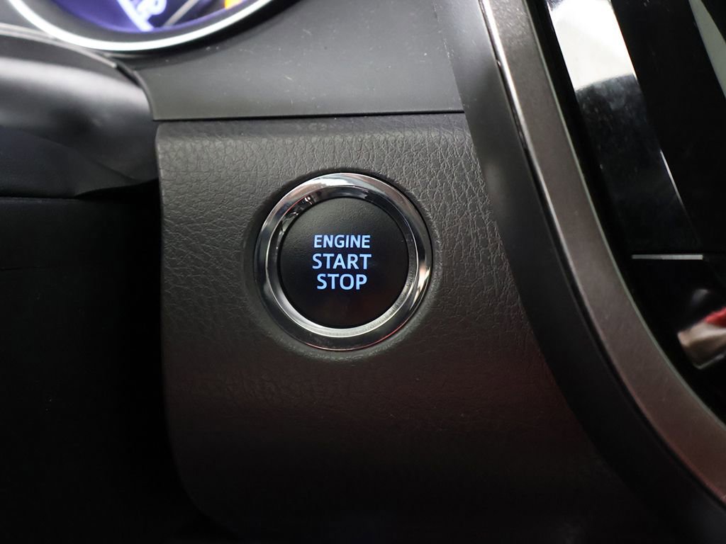 Used 2021 Toyota Camry XLE FWD image 36