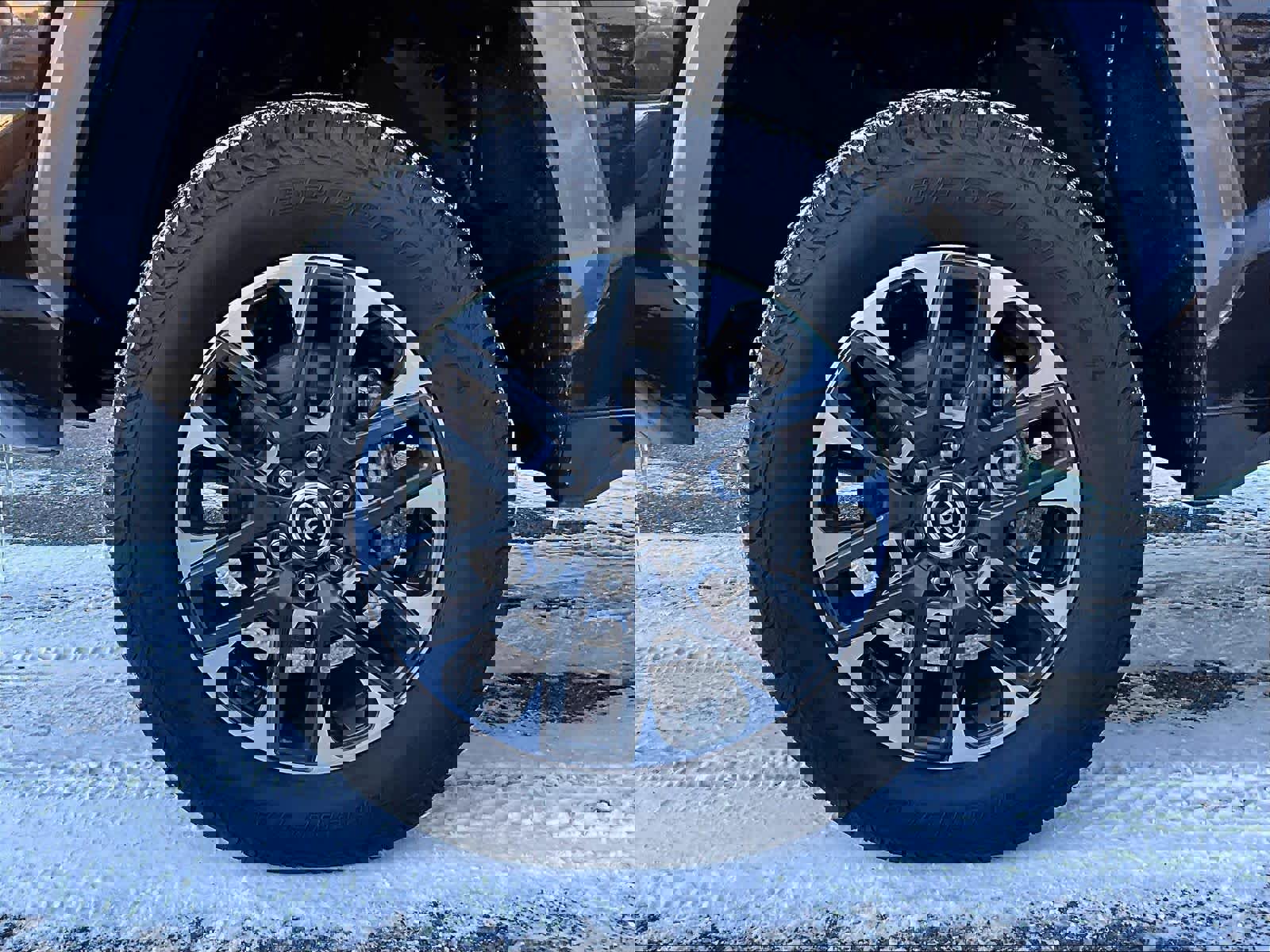 Used 2023 Toyota Tundra Limited image 7