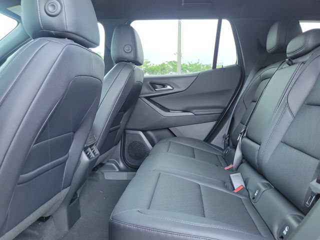 New 2026 Chevrolet Equinox LT w/ Convenience Package II FWD image 6