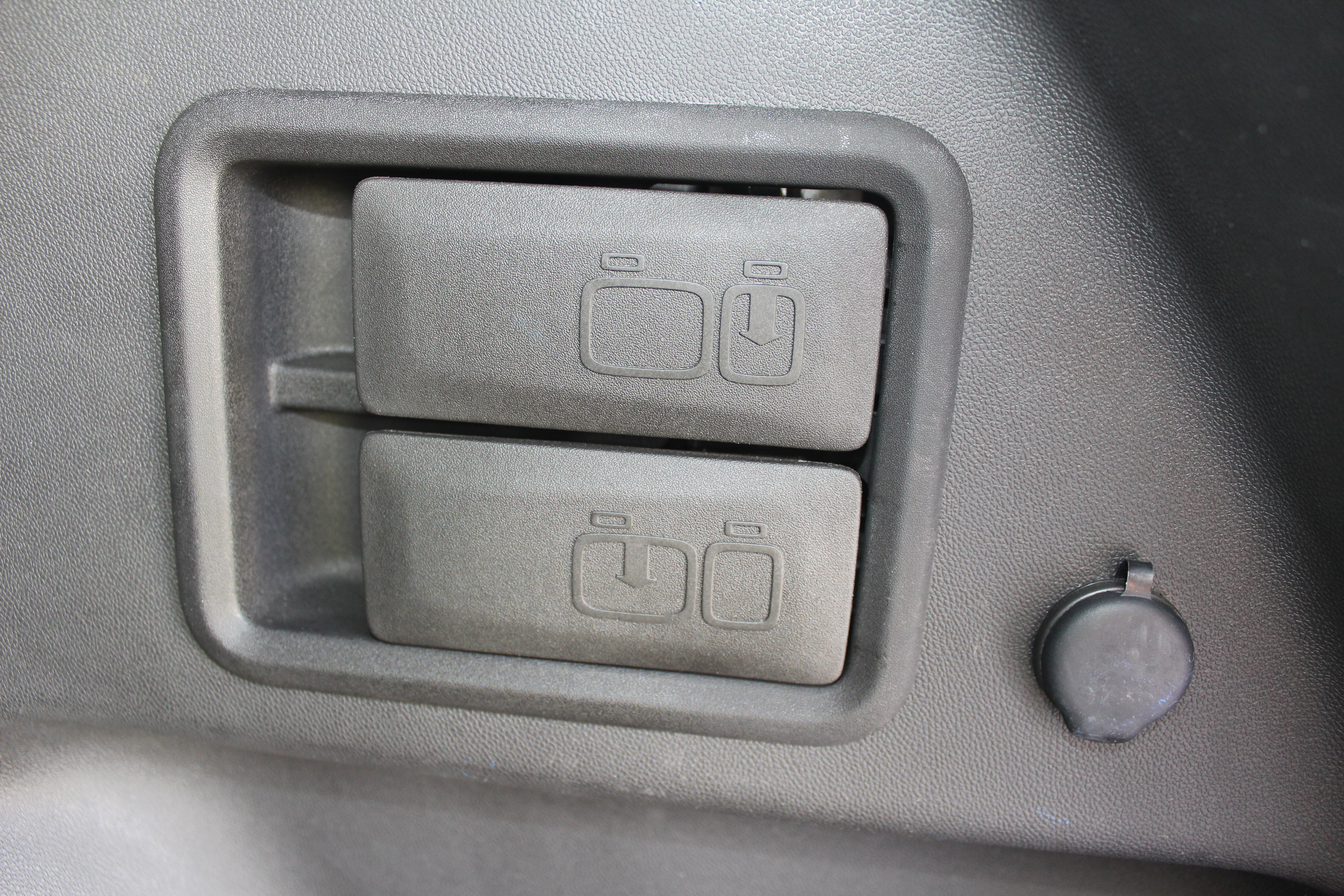 Used 2021 GMC Terrain SLE w/ Driver Convenience Package image 7