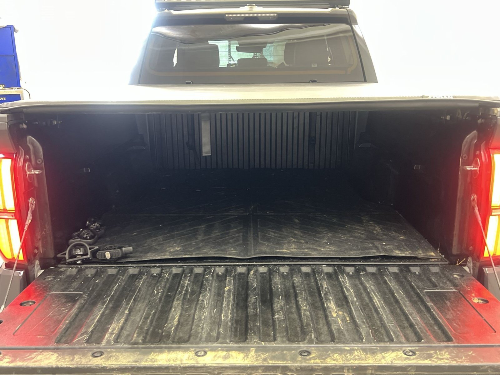 Used 2024 Toyota Tacoma SR5 AWD/4WD image 24