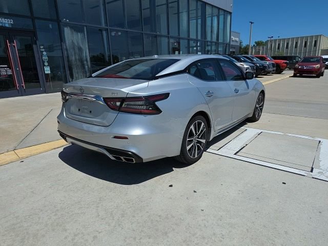Used 2023 Nissan Maxima SV w/ Floor Mat Group FWD image 4
