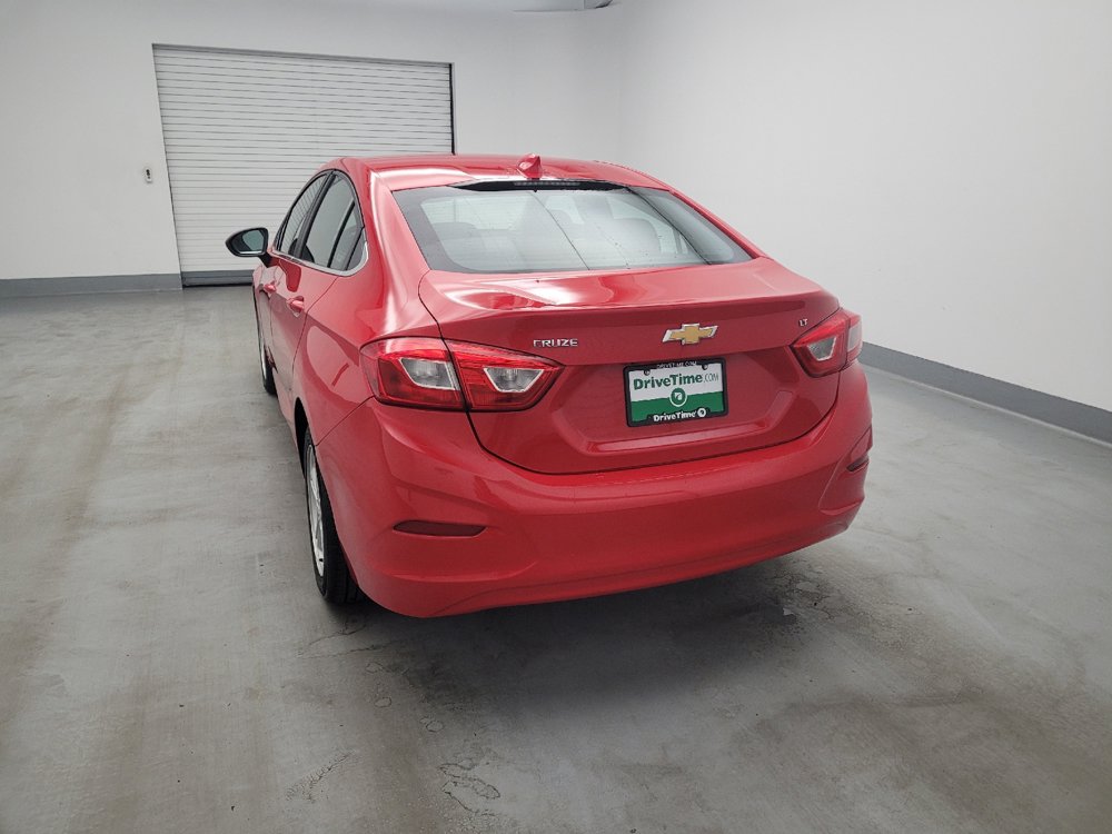 Used 2017 Chevrolet Cruze LT FWD image 6