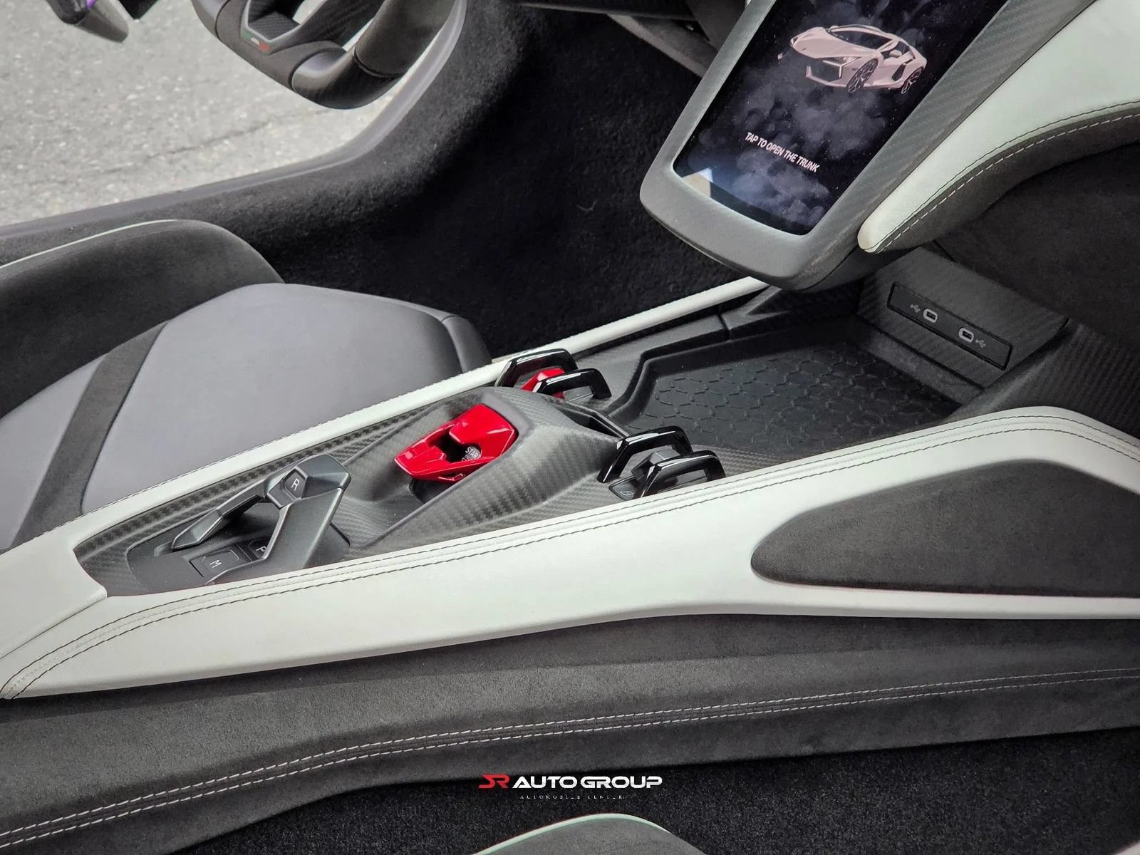 Used 2024 Lamborghini Revuelto AWD/4WD image 30