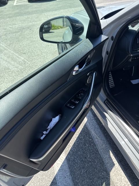 Used 2019 Kia Stinger GT1 RWD image 10