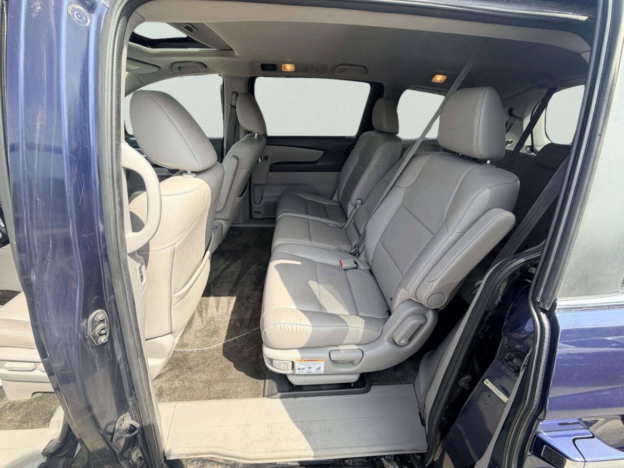 Used 2015 Honda Odyssey EX-L image 24