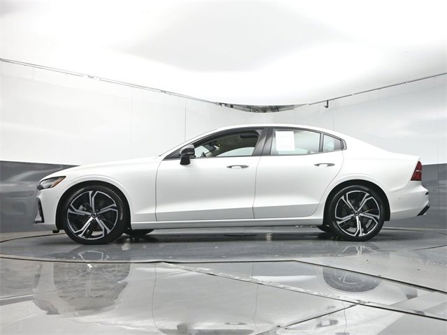 Used 2024 Volvo S60 B5 Plus w/ Climate Package image 33
