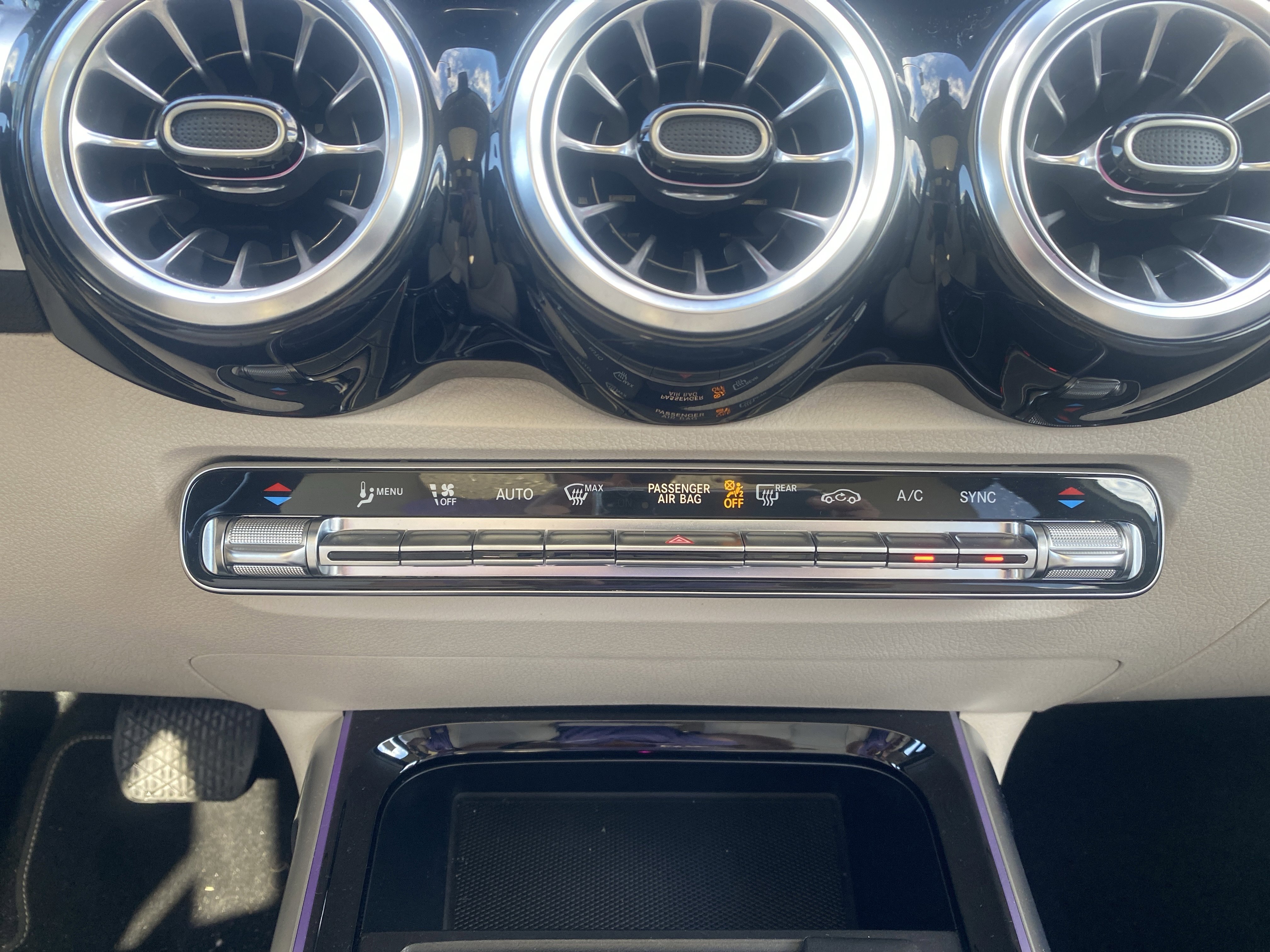 Certified 2023 Mercedes-Benz GLB 250 4MATIC image 21