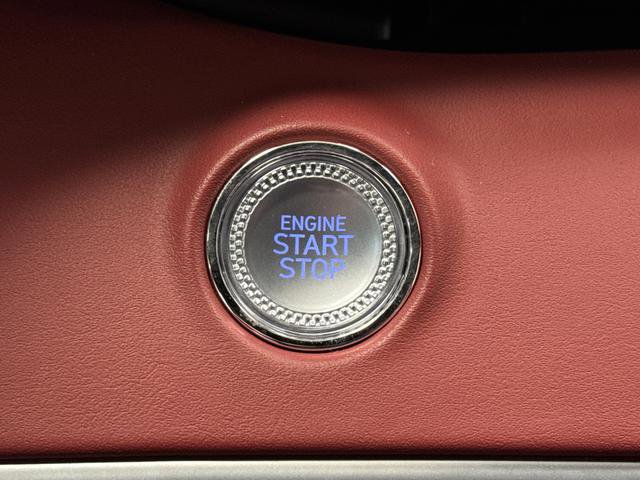 Used 2024 Genesis GV70 2.5T w/ Sport Prestige Package image 23