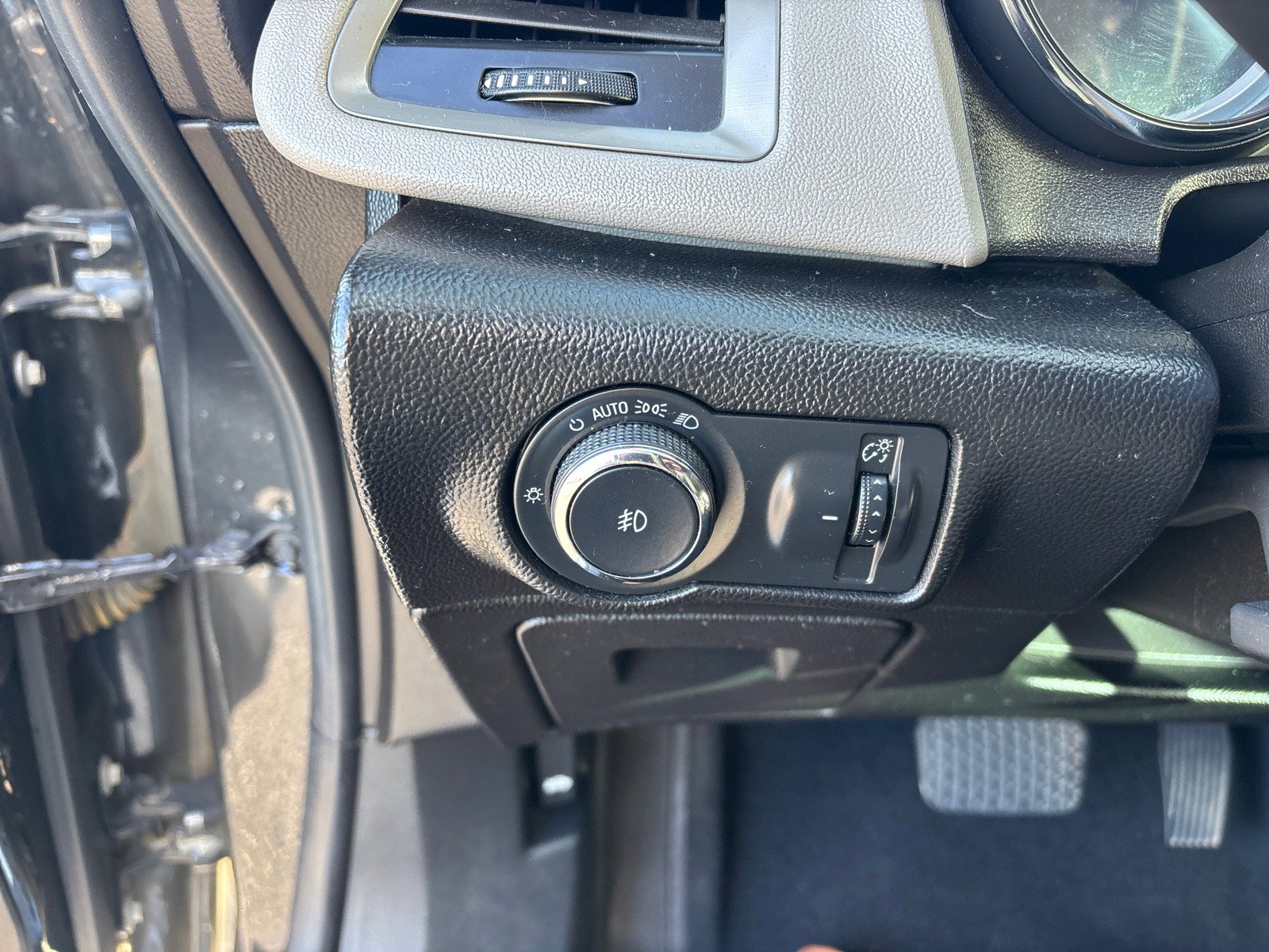 Used 2014 Buick Verano image 16