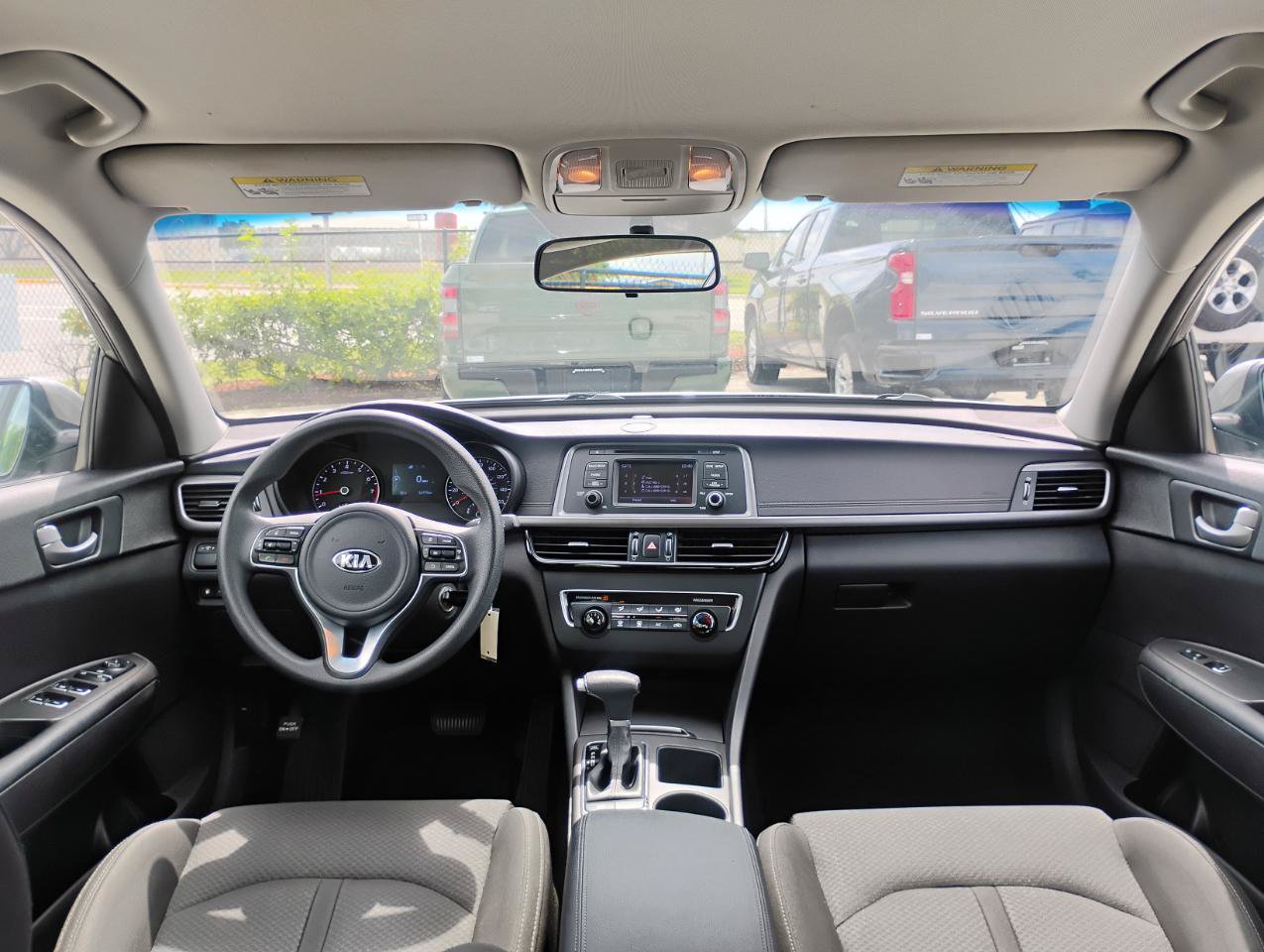 Used 2017 Kia Optima LX FWD image 74