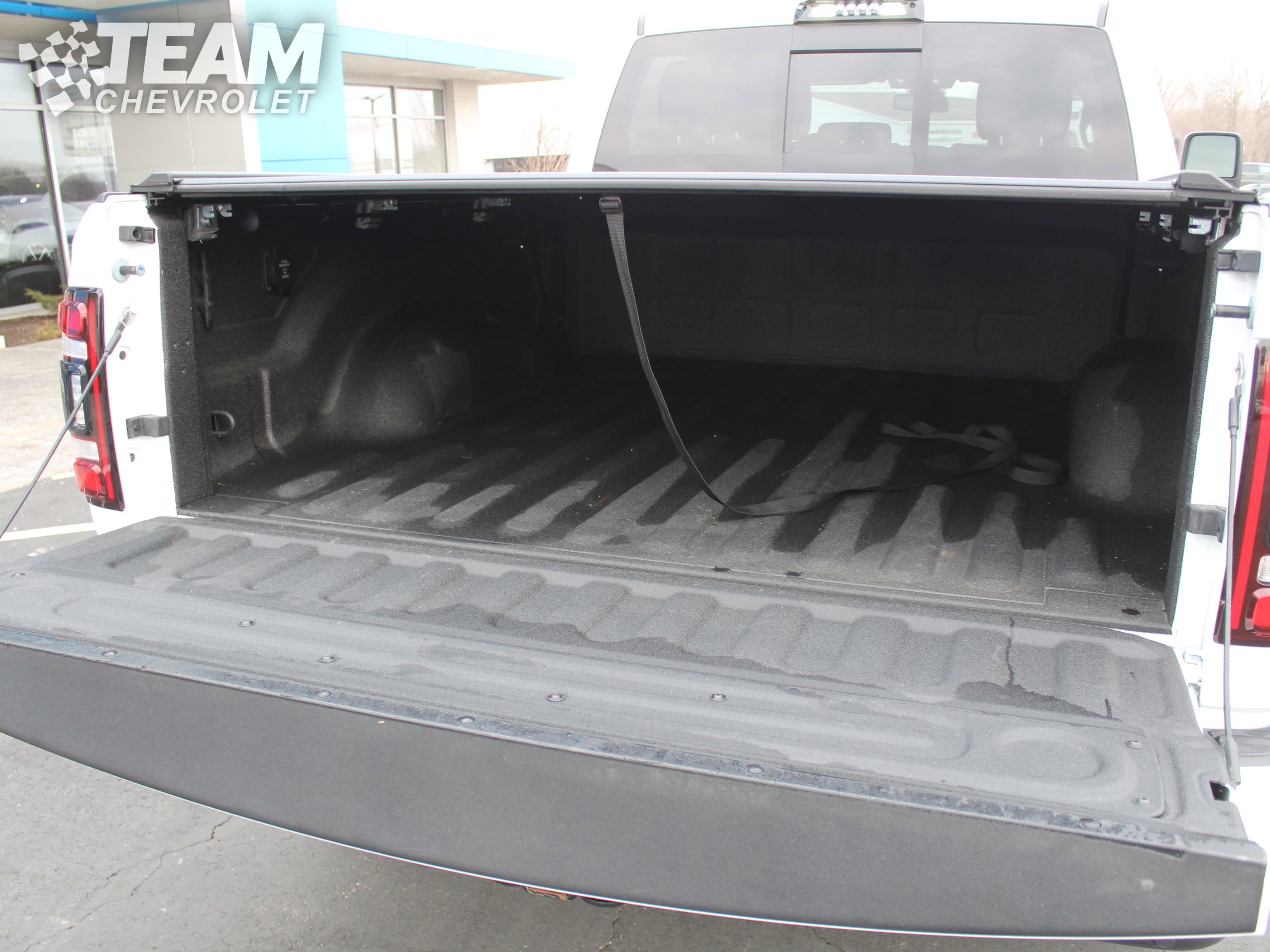 Used 2024 RAM 3500 Laramie w/ Night Edition image 31