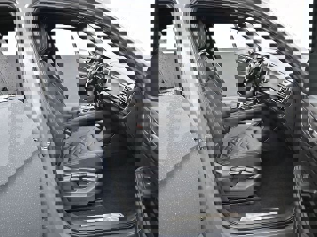 New 2026 Volkswagen Atlas Cross Sport SE image 14