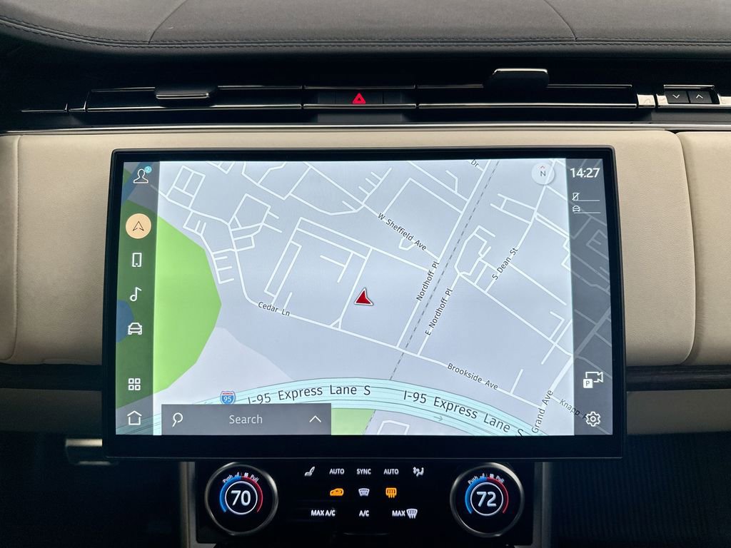 Used 2023 Land Rover Range Rover SE image 29