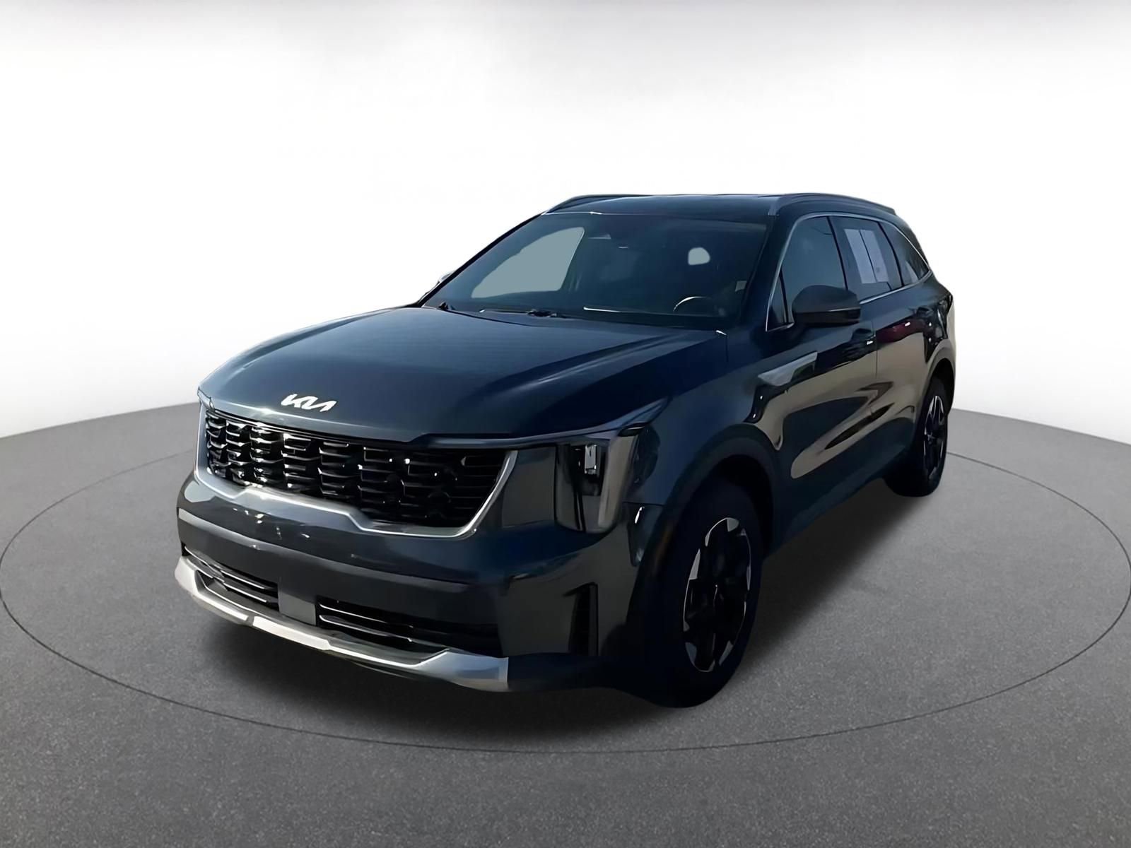 Used 2024 Kia Sorento S image 7