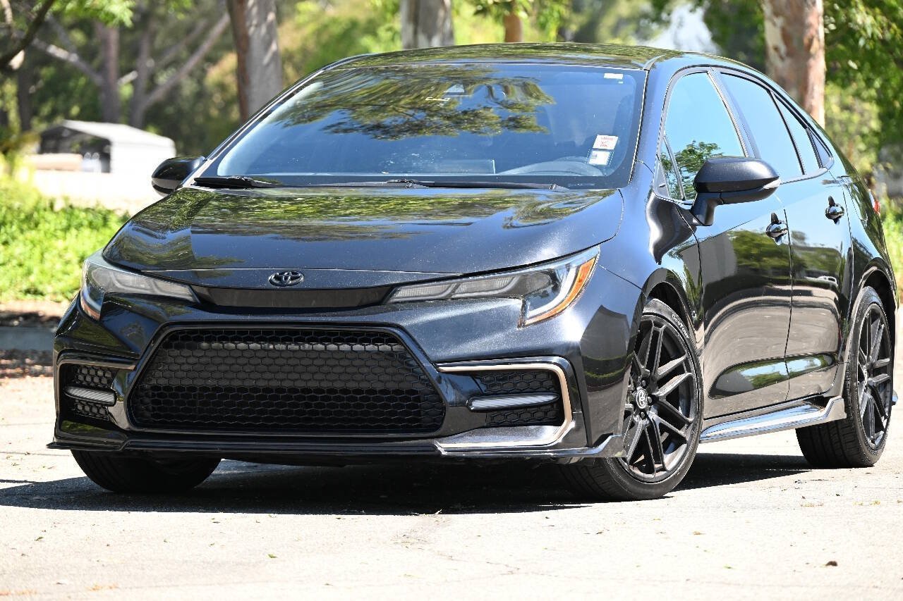 Used 2021 Toyota Corolla SE w/ Carpet Mat Package (TMS) FWD image 1