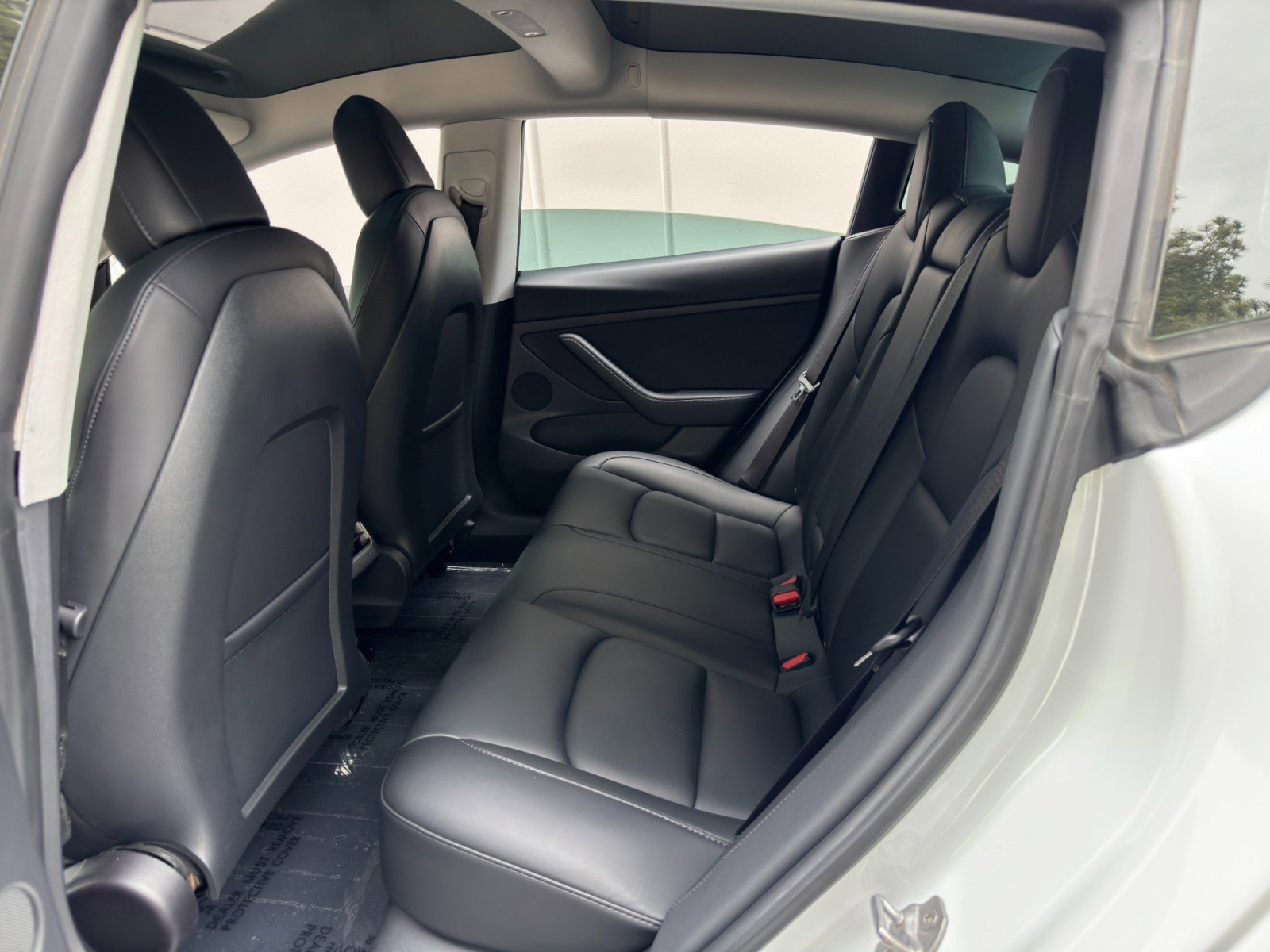 Used 2021 Tesla Model 3 Standard Range Plus image 39