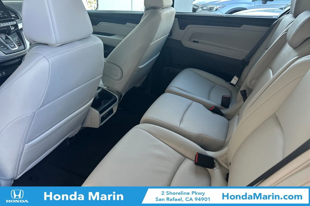 Certified 2025 Honda Odyssey EX-L image 16