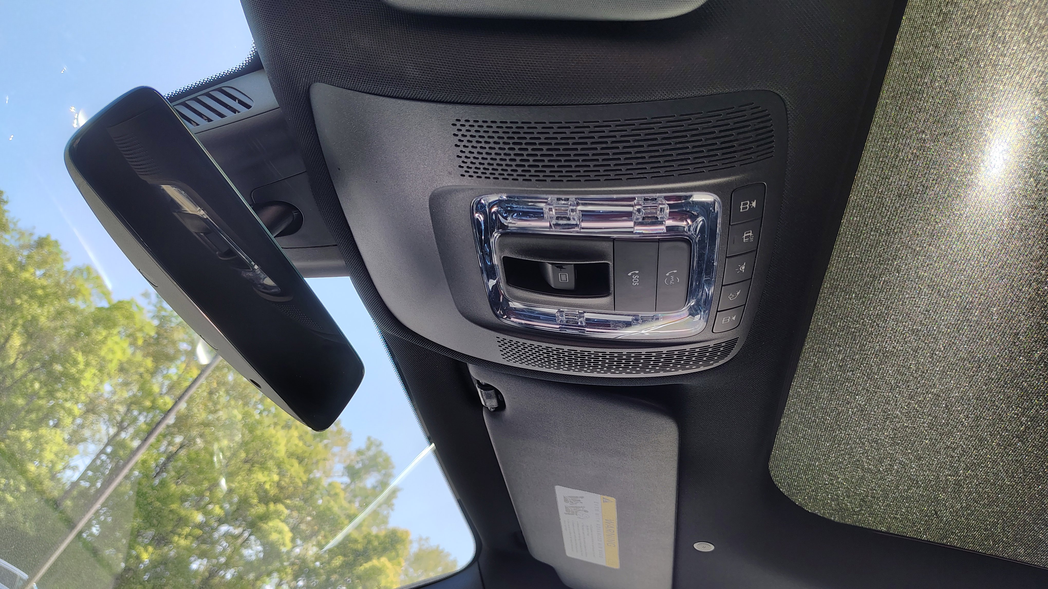 Used 2021 Mercedes-Benz GLB 250 4MATIC image 25