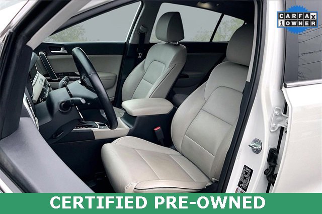 Certified 2022 Kia Sportage EX w/ EX Technology Package image 24