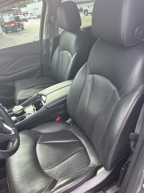 Certified 2020 Buick Envision Essence w/ LPO, Cargo Package image 7