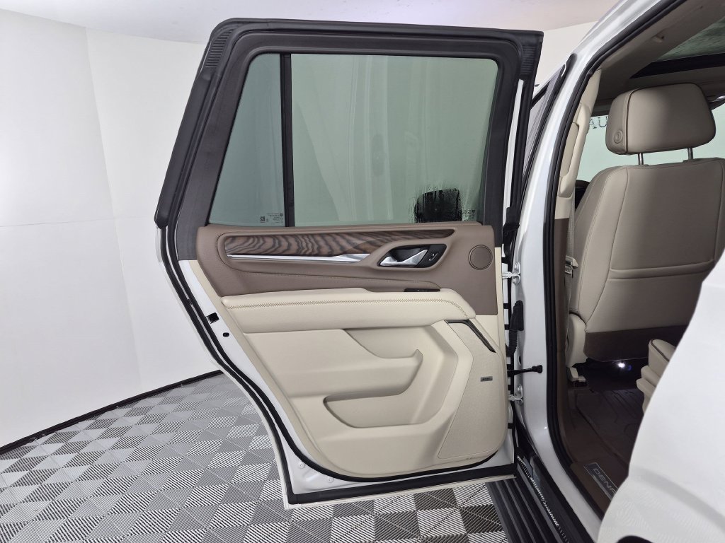 Certified 2023 GMC Yukon Denali AWD/4WD image 30