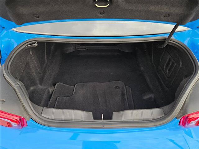 Used 2023 Chevrolet Camaro LT w/ Technology Package RWD image 17