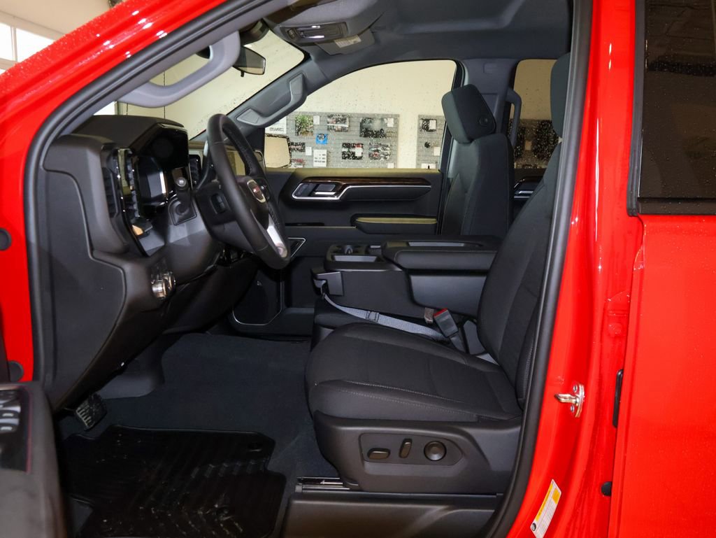 New 2026 GMC Sierra 1500 Elevation image 5