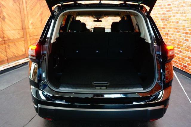 Certified 2024 Nissan Rogue SV AWD/4WD image 40