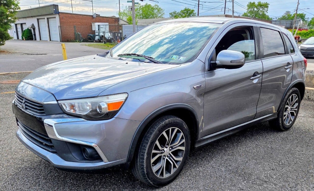 Used 2016 Mitsubishi Outlander Sport ES FWD image 1