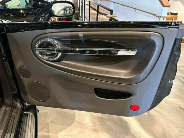 Used 2006 Chevrolet SSR w/ Preferred Equipment Group RWD image 23