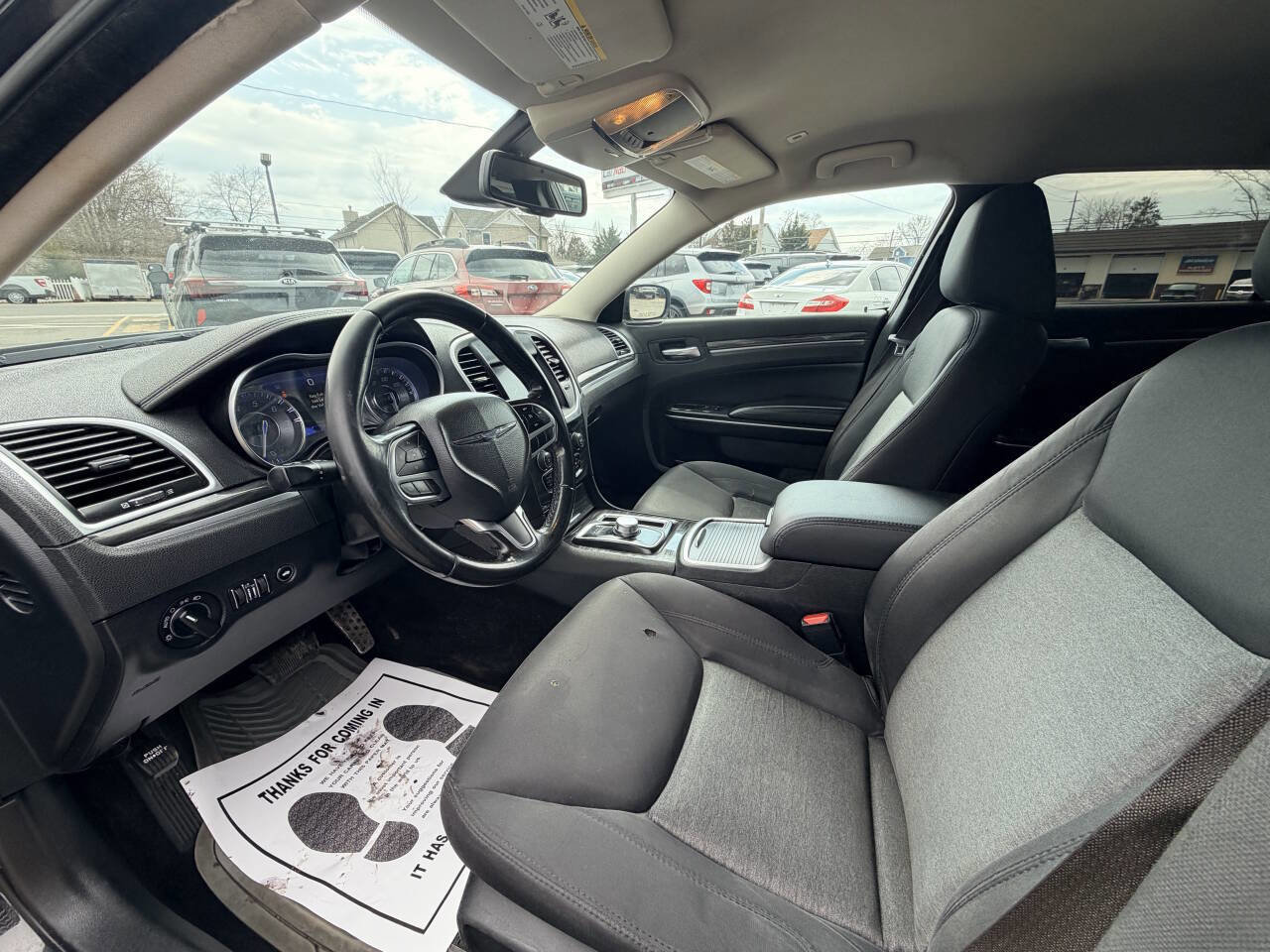 Used 2019 Chrysler 300 Touring w/ Sport Appearance Package image 15