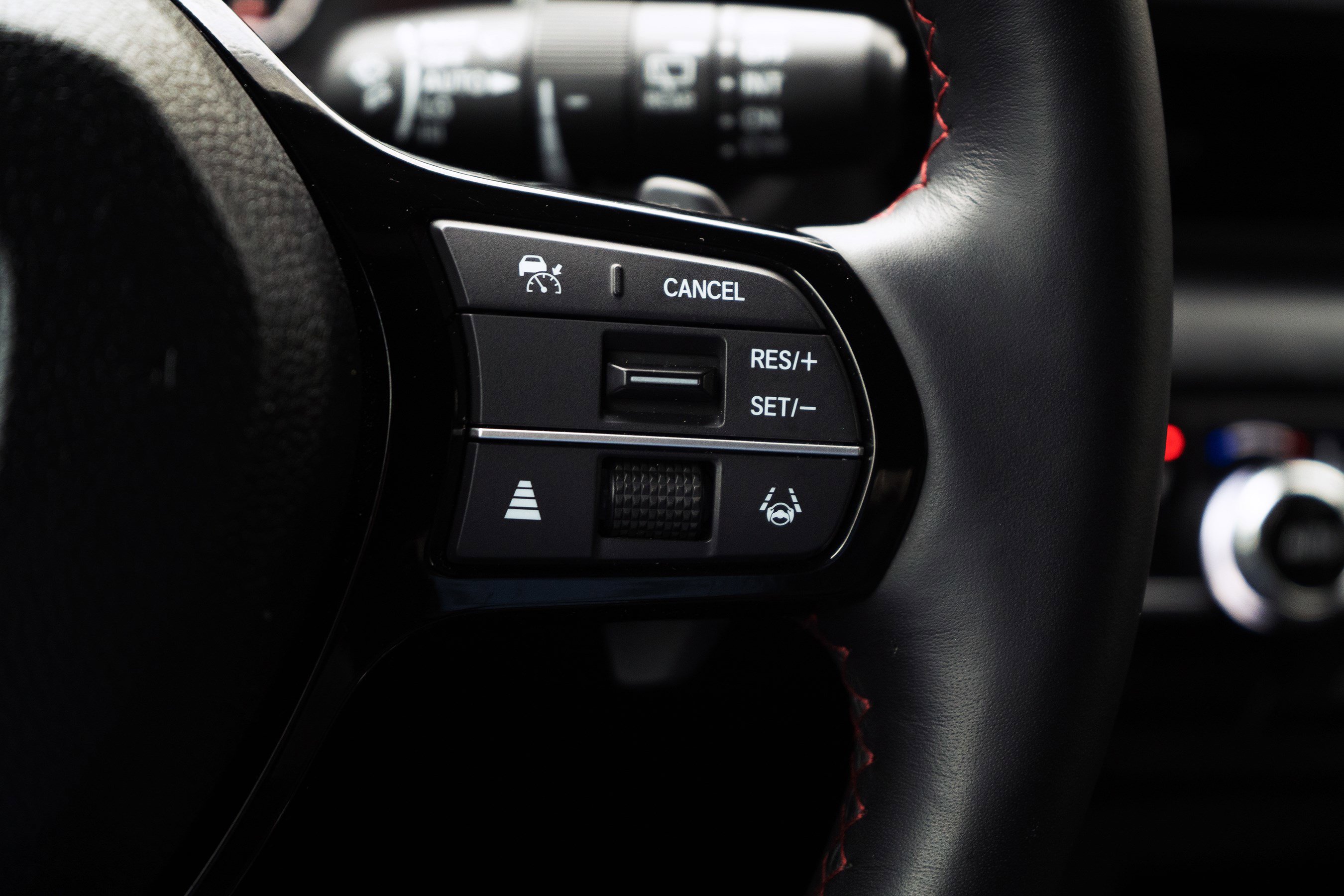 Used 2025 Honda Pilot Black Edition image 22