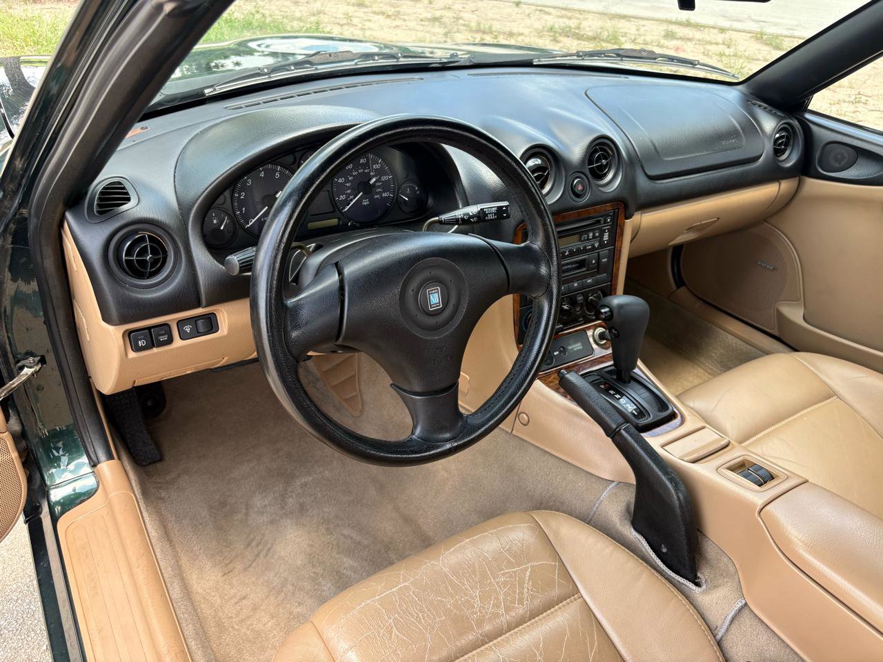 Used 1999 MAZDA MX-5 Miata RWD image 35