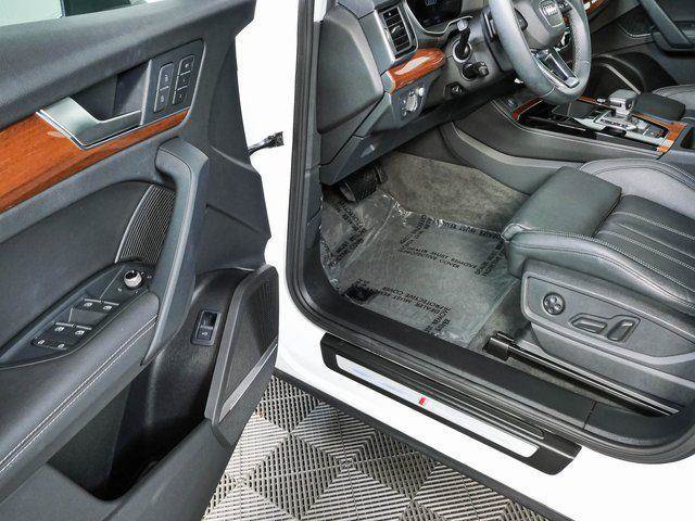 Used 2023 Audi Q5 2.0T Prestige AWD/4WD image 8