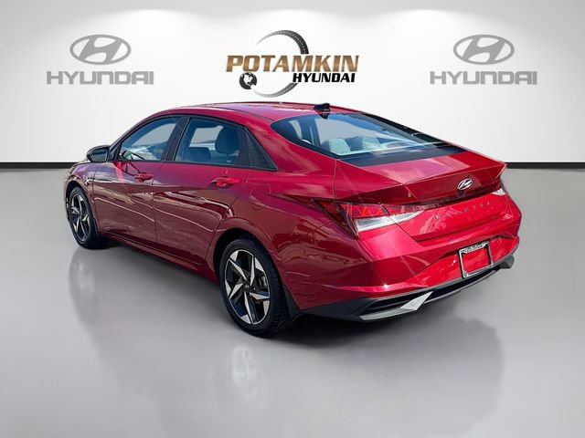 Certified 2023 Hyundai Elantra SEL w/ Convenience Package image 7