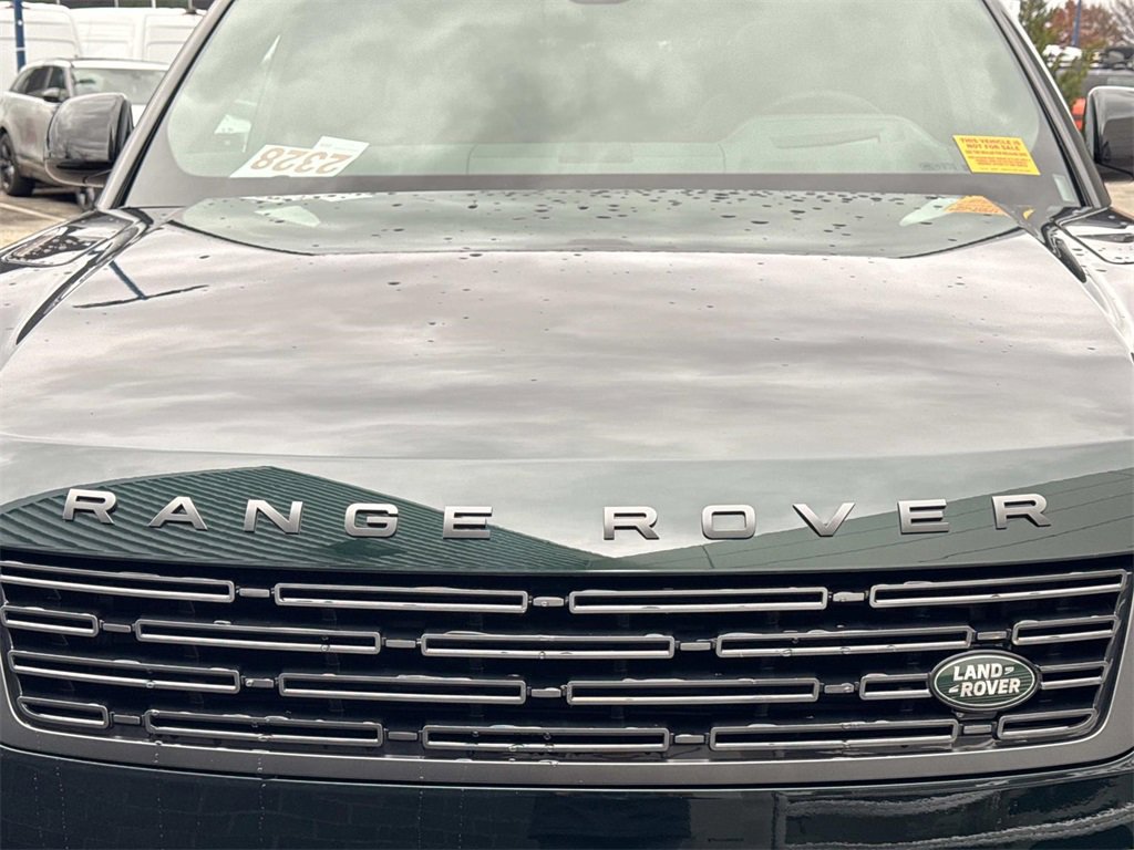 Used 2025 Land Rover Range Rover Sport Autobiography image 10