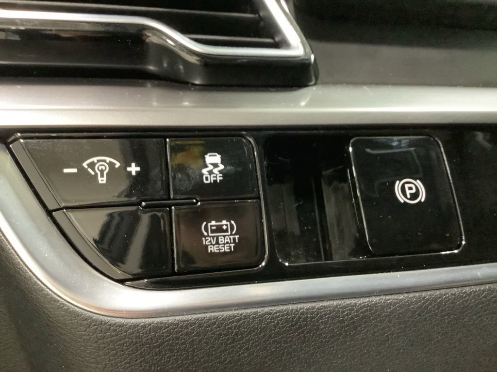 Used 2023 Kia Sportage EX image 23