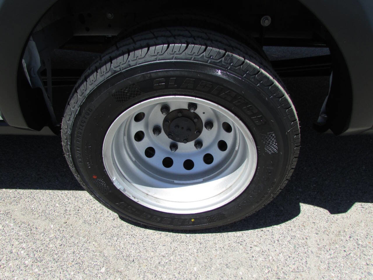 Used 2023 Ford Transit 350 XLT image 12