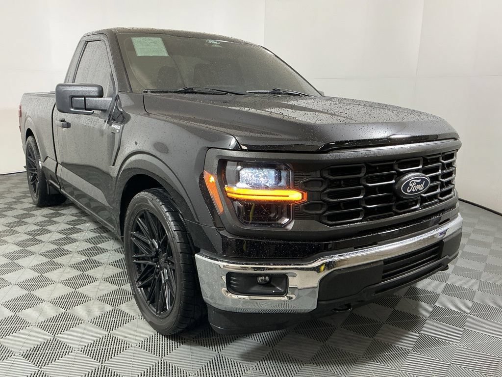 Used 2025 Ford F150 XL w/ Equipment Group 103A High AWD/4WD image 4