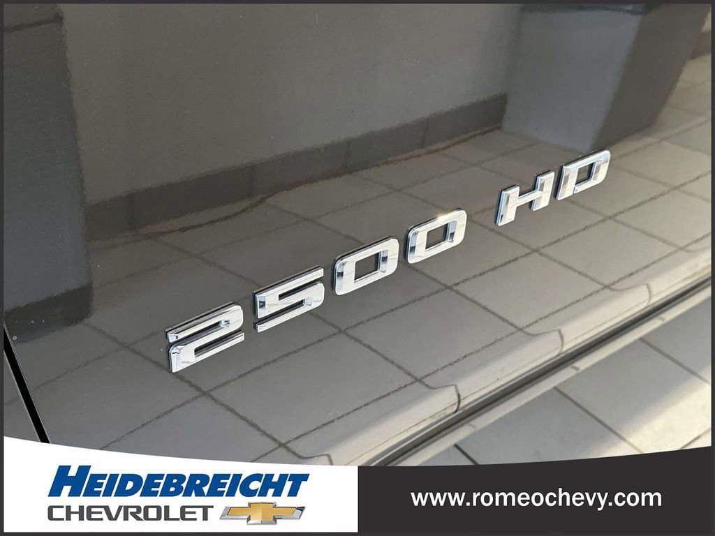 Used 2022 Chevrolet Silverado 2500 LTZ image 11