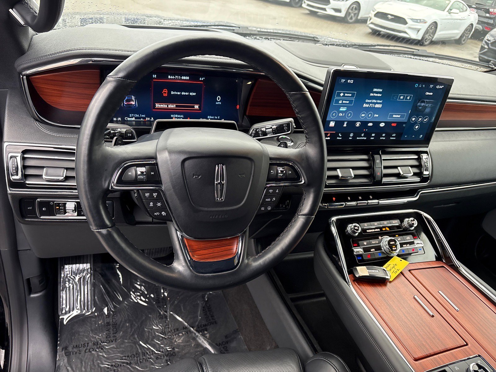 Used 2024 Lincoln Navigator Reserve image 28