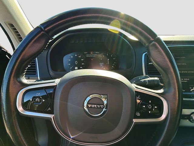 Used 2017 Volvo XC90 T6 Momentum w/ Vision Package image 11