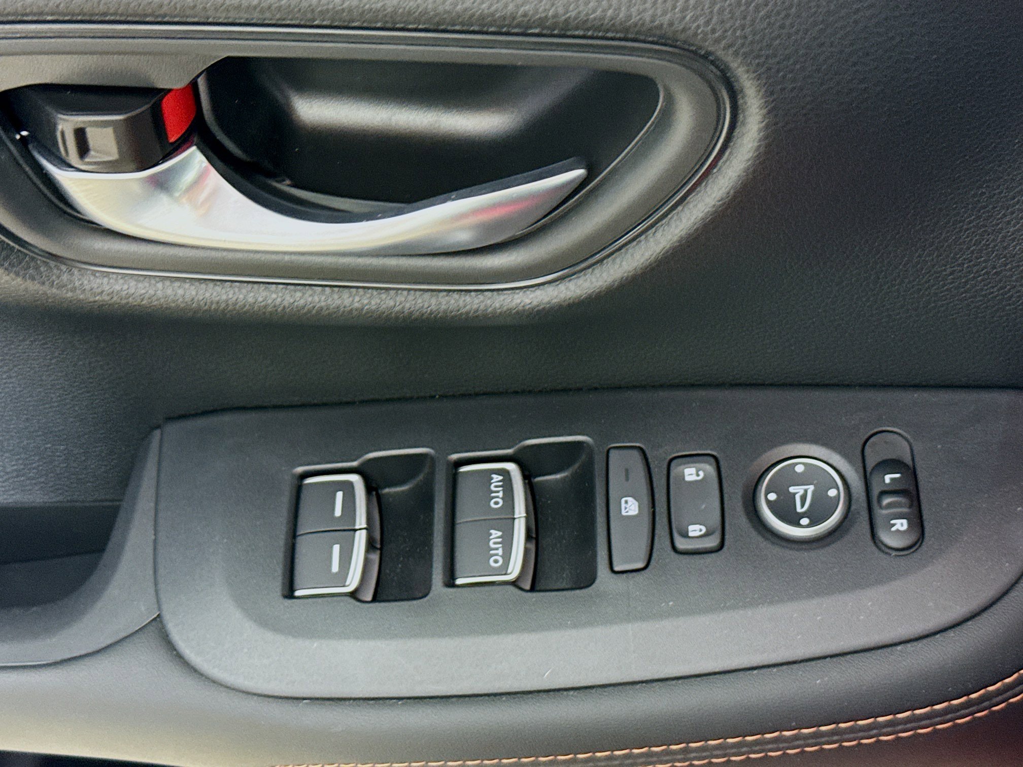 Certified 2026 Honda HR-V Sport image 20